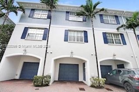 Touwnhouse à vendre à Fort Lauderdale, Floride: 2 chambres, 158.86 m2 № 1305283 - photo 30