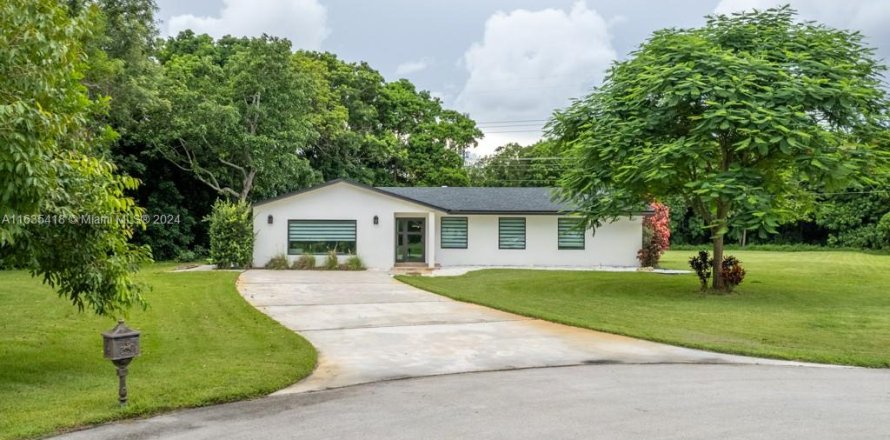 Villa ou maison à Davie, Floride 4 chambres, 288.37 m2 № 1305284