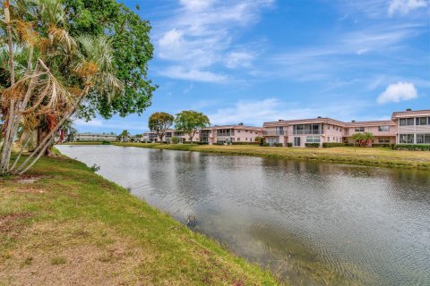 Condo in Delray Beach, Florida, 2 bedrooms  № 1154575 - photo 17