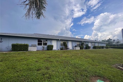 Condominio en alquiler en Punta Gorda, Florida, 1 dormitorio, 55.74 m2 № 1378349 - foto 2