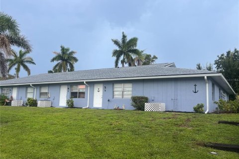 Condominio en alquiler en Punta Gorda, Florida, 1 dormitorio, 55.74 m2 № 1378349 - foto 1