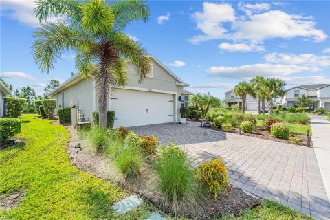 Villa ou maison à vendre à Punta Gorda, Floride: 3 chambres, 187.66 m2 № 1378373 - photo 4