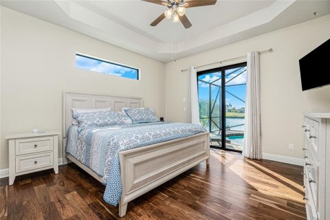 Villa ou maison à vendre à Cape Coral, Floride: 4 chambres, 205.59 m2 № 817652 - photo 21