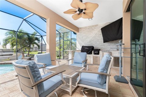 Villa ou maison à vendre à Cape Coral, Floride: 4 chambres, 205.59 m2 № 817652 - photo 7
