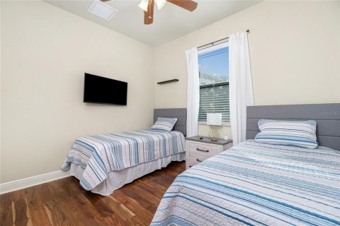 Casa en venta en Cape Coral, Florida, 4 dormitorios, 205.59 m2 № 817652 - foto 2