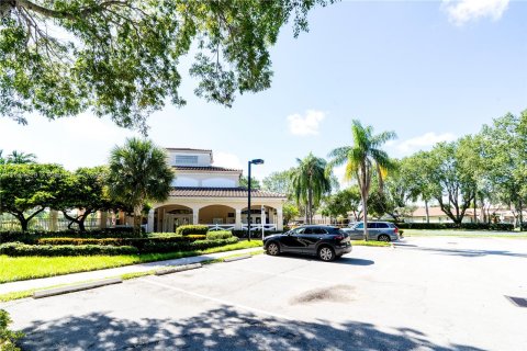 Casa en venta en Coconut Creek, Florida, 3 dormitorios, 157 m2 № 1328988 - foto 24