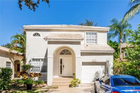 Casa en venta en Coconut Creek, Florida, 3 dormitorios, 157 m2 № 1328988 - foto 1