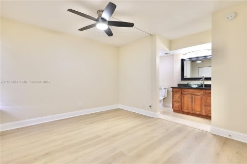 Copropriété à vendre à Coral Springs, Floride: 2 chambres, 71.35 m2 № 1333284 - photo 9