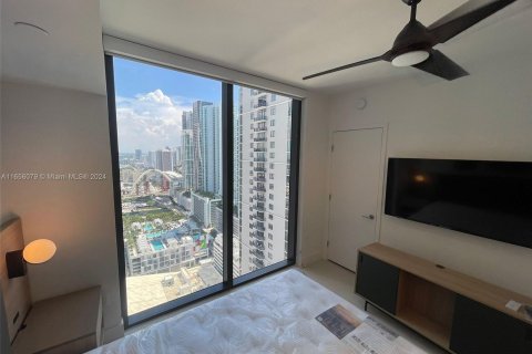 Condominio en venta en Miami, Florida, 1 dormitorio, 62.24 m2 № 1356692 - foto 4