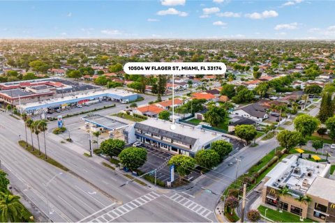 Propiedad comercial en venta en Miami, Florida № 1290641 - foto 8