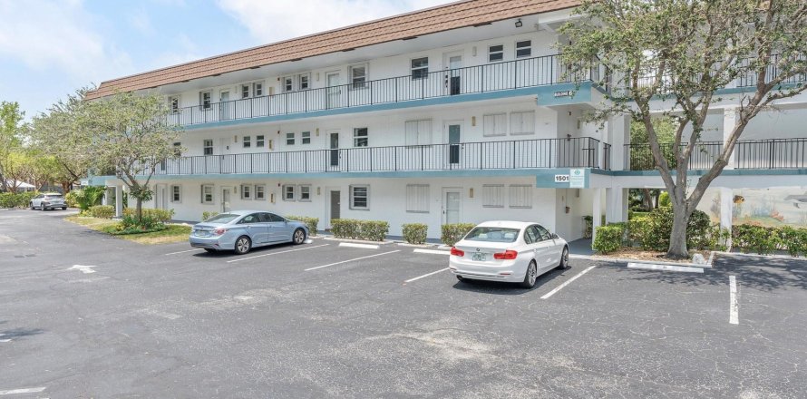 Condo in Pompano Beach, Florida, 2 bedrooms  № 1185182