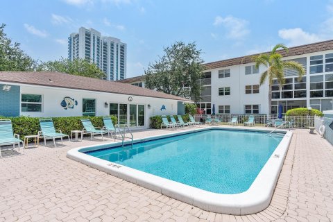 Copropriété à vendre à Pompano Beach, Floride: 2 chambres, 92.9 m2 № 1185182 - photo 11