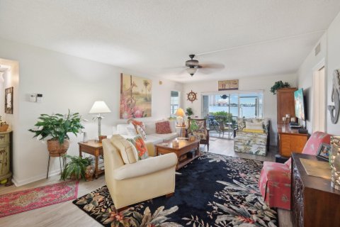 Condo in Riviera Beach, Florida, 2 bedrooms  № 1208642 - photo 30