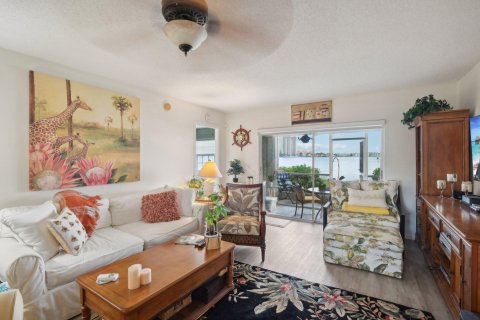 Condo in Riviera Beach, Florida, 2 bedrooms  № 1208642 - photo 29