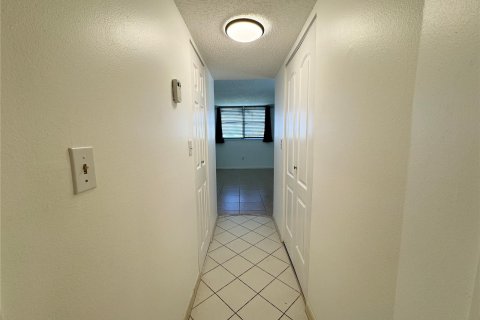 Copropriété à vendre à North Lauderdale, Floride: 1 chambre, 77.11 m2 № 1208639 - photo 13