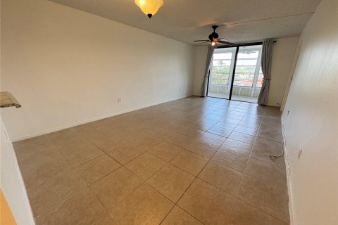 Condominio en venta en North Lauderdale, Florida, 1 dormitorio, 77.11 m2 № 1208639 - foto 23