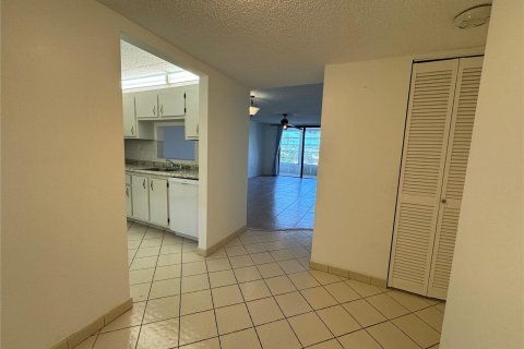 Copropriété à vendre à North Lauderdale, Floride: 1 chambre, 77.11 m2 № 1208639 - photo 24