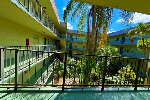 Copropriété à vendre à North Lauderdale, Floride: 1 chambre, 77.11 m2 № 1208639 - photo 5