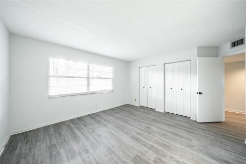 Condominio en venta en Pembroke Pines, Florida, 1 dormitorio, 97.08 m2 № 888128 - foto 17