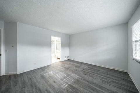 Condominio en venta en Pembroke Pines, Florida, 1 dormitorio, 97.08 m2 № 888128 - foto 18