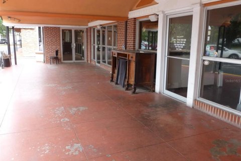 Immobilier commercial à louer à Gainesville, Floride: 464.51 m2 № 910265 - photo 3