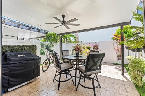 Touwnhouse à vendre à Hialeah, Floride: 3 chambres, 131.18 m2 № 1372600 - photo 25