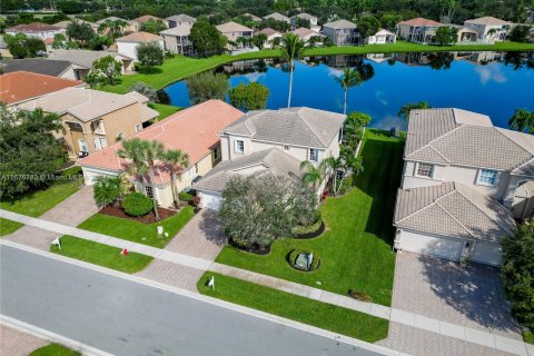 Villa ou maison à vendre à Lake Worth, Floride: 5 chambres, 232.16 m2 № 1403061 - photo 5