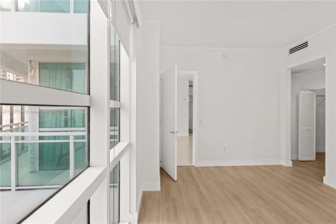 Copropriété à vendre à Miami, Floride: 2 chambres, 119.75 m2 № 1403106 - photo 21