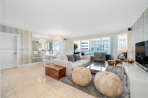 Copropriété à vendre à Miami Beach, Floride: 3 chambres, 154.22 m2 № 1403152 - photo 12