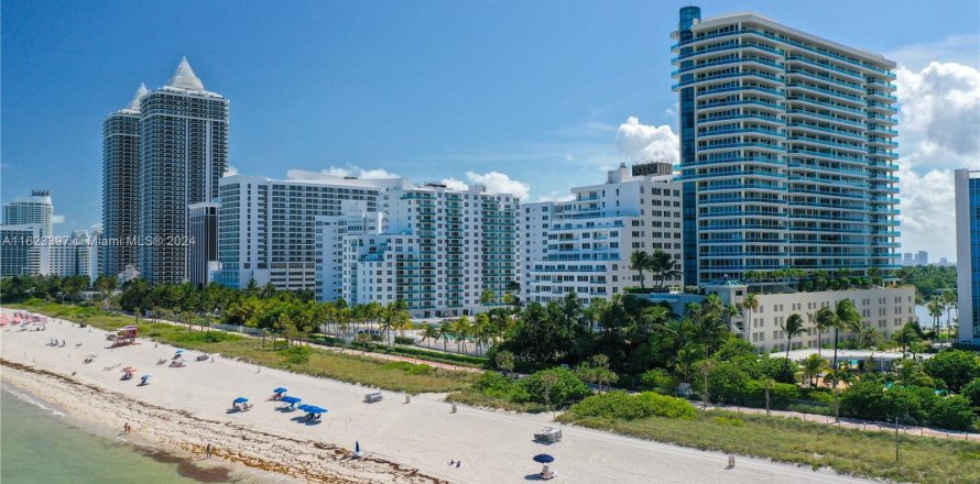 Condo à Miami Beach, Floride, 3 chambres  № 1403152