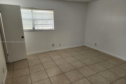 Condo in Coral Springs, Florida, 3 bedrooms  № 1403151 - photo 18