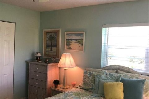 Condo in Vero Beach, Florida, 2 bedrooms  № 1098771 - photo 11