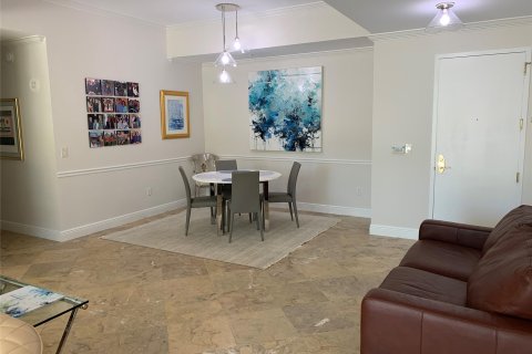 Condominio en venta en Hillsboro Beach, Florida, 2 dormitorios, 132.48 m2 № 839745 - foto 13