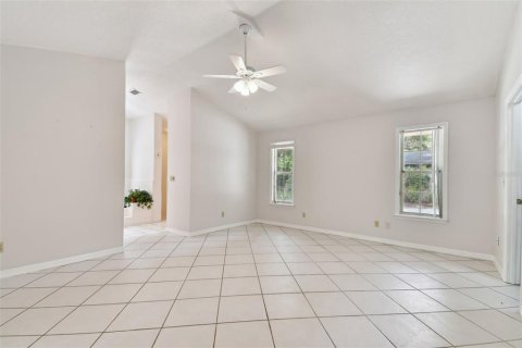 House in DeLand, Florida 4 bedrooms, 288.93 sq.m. № 1246961 - photo 19