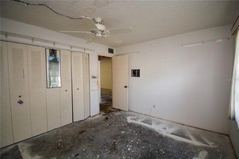 House in Seminole, Florida 2 bedrooms, 80.36 sq.m. № 1287173 - photo 16