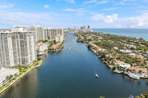 Condo in Aventura, Florida, 4 bedrooms  № 1185950 - photo 27