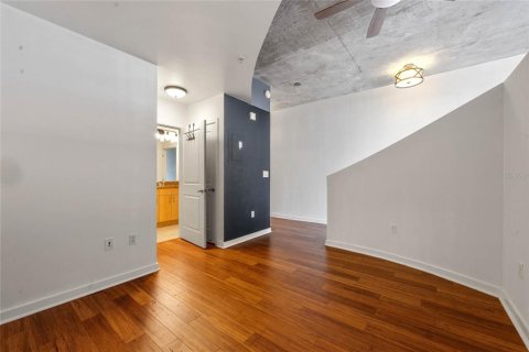 Condominio en venta en Orlando, Florida, 1 dormitorio, 77.76 m2 № 1165966 - foto 19