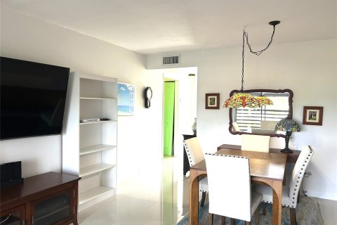 Copropriété à vendre à Sunrise, Floride: 1 chambre, 52.95 m2 № 1179487 - photo 15