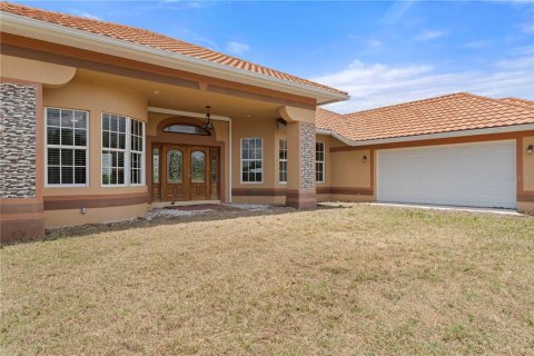 Villa ou maison à vendre à Punta Gorda, Floride: 3 chambres, 280.38 m2 № 1245129 - photo 16