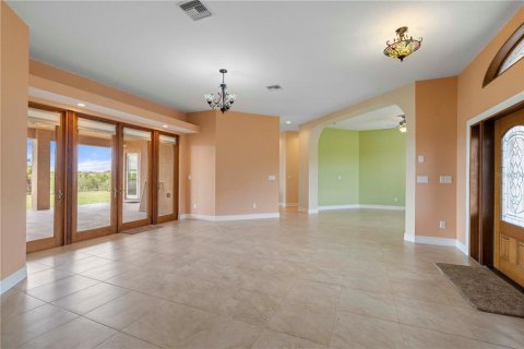 Villa ou maison à vendre à Punta Gorda, Floride: 3 chambres, 280.38 m2 № 1245129 - photo 5