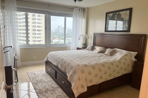 Condo in Fort Lauderdale, Florida, 2 bedrooms  № 1228784 - photo 19