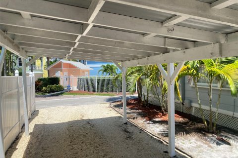 Casa en venta en Stuart, Florida, 1 dormitorio, 45.15 m2 № 1228783 - foto 8