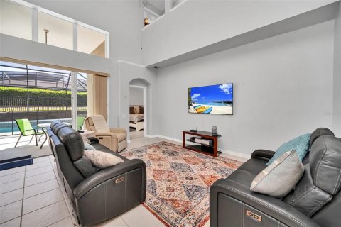 Villa ou maison à vendre à Kissimmee, Floride: 6 chambres, 219.99 m2 № 1286783 - photo 3