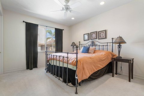 Villa ou maison à vendre à Highland Beach, Floride: 4 chambres, 323.67 m2 № 785684 - photo 13