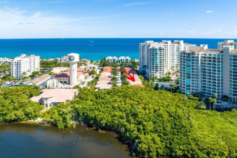 Villa ou maison à vendre à Highland Beach, Floride: 4 chambres, 323.67 m2 № 785684 - photo 6