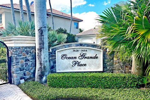 Villa ou maison à vendre à Highland Beach, Floride: 4 chambres, 323.67 m2 № 785684 - photo 26