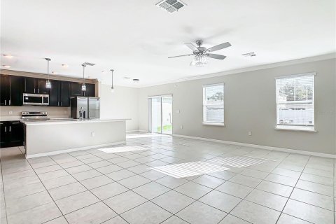 Casa en venta en Davenport, Florida, 4 dormitorios, 180.42 m2 № 1396499 - foto 7