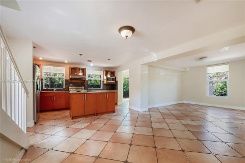 Villa ou maison à vendre à Miami, Floride: 4 chambres, 191.38 m2 № 1237886 - photo 21