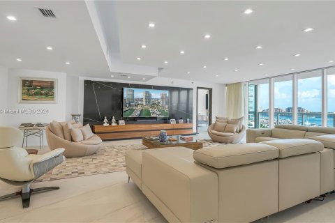 Condominio en venta en Miami Beach, Florida, 4 dormitorios, 378.86 m2 № 1237848 - foto 6