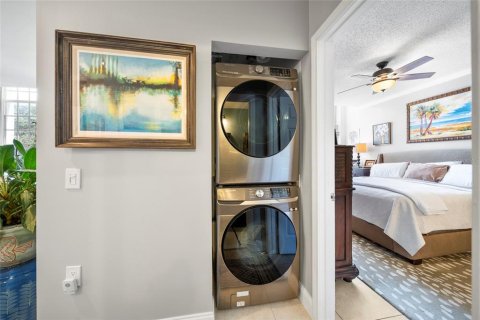 Condo in Saint Petersburg, Florida, 2 bedrooms  № 1373381 - photo 21